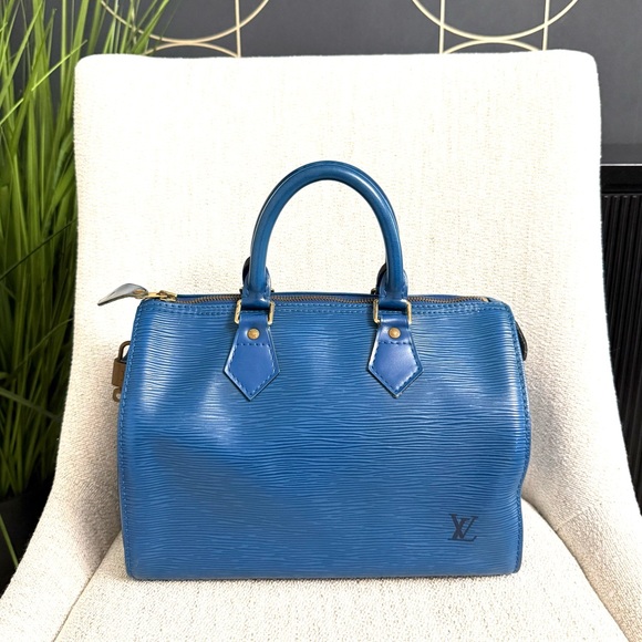 Authentic Louis Vuitton Speedy 25 bag blue Epi leather - Picture 1 of 15